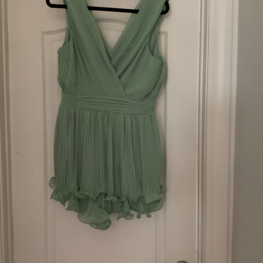 Sexy V-NECK ROMPER (Light Geen) - Picture 5 of 8
